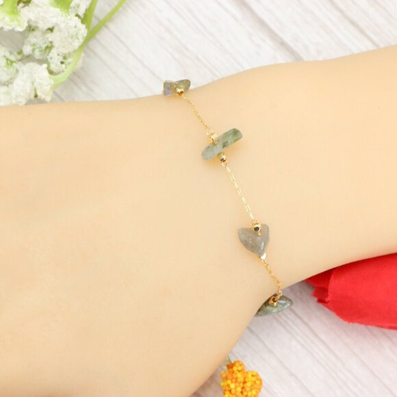 "Trendy Handmade Bracelet – A Thoughtful Gift for Girls & Women | UNVRC1665 - Picture 6 of 10